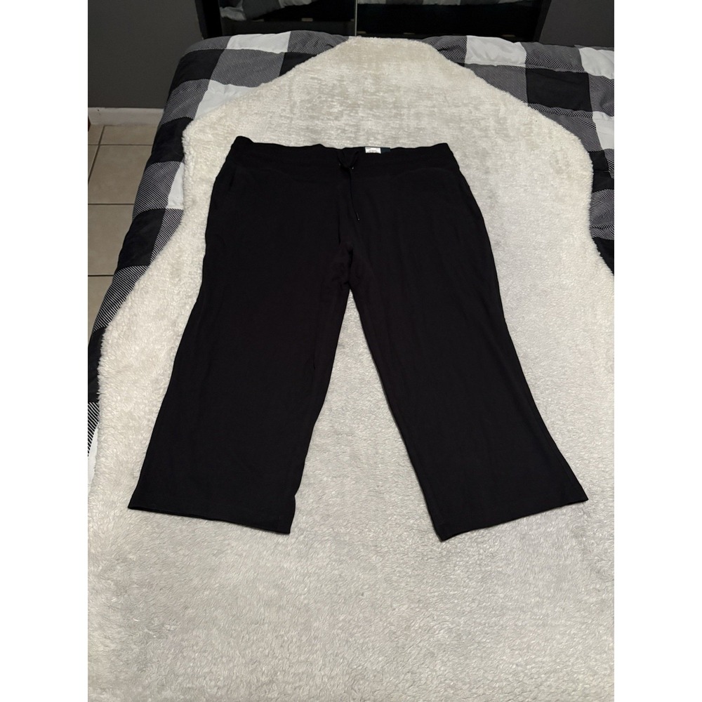 Tek Gear Women's Black Straight Capri High Rise Leggings Size XL NWT Wicking